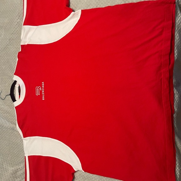 Brand new Oversized Balenciaga T-shirt - Picture 6 of 8